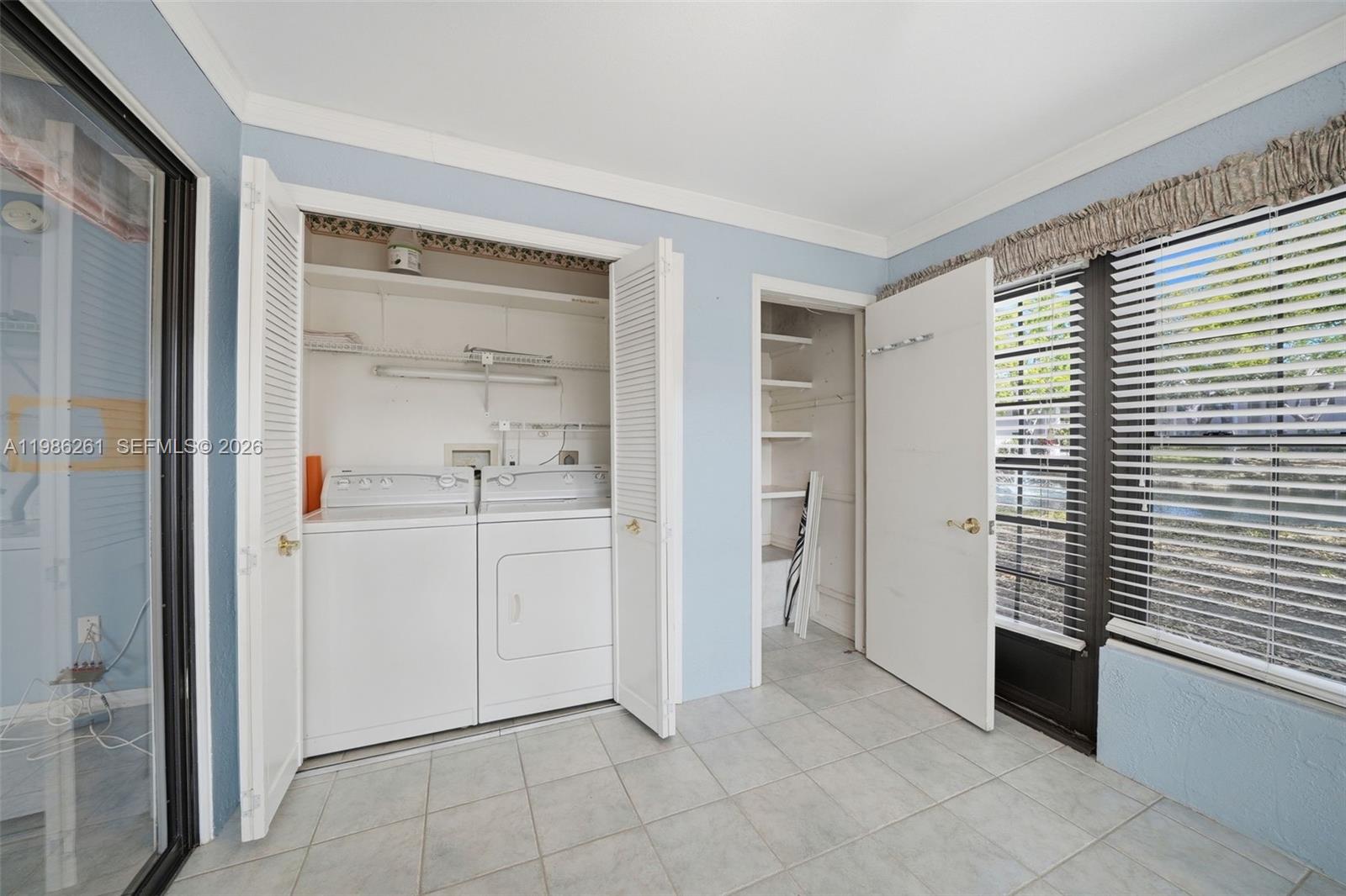 2130 Elm St 401 Property Photo 15