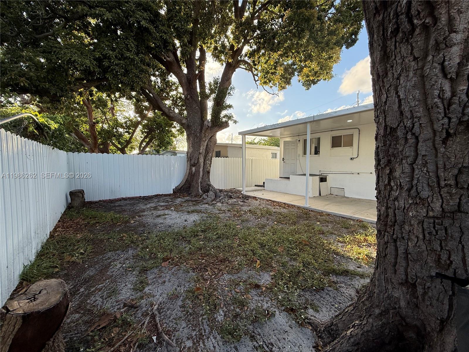 1812 Nw 64th St Property Photo 17