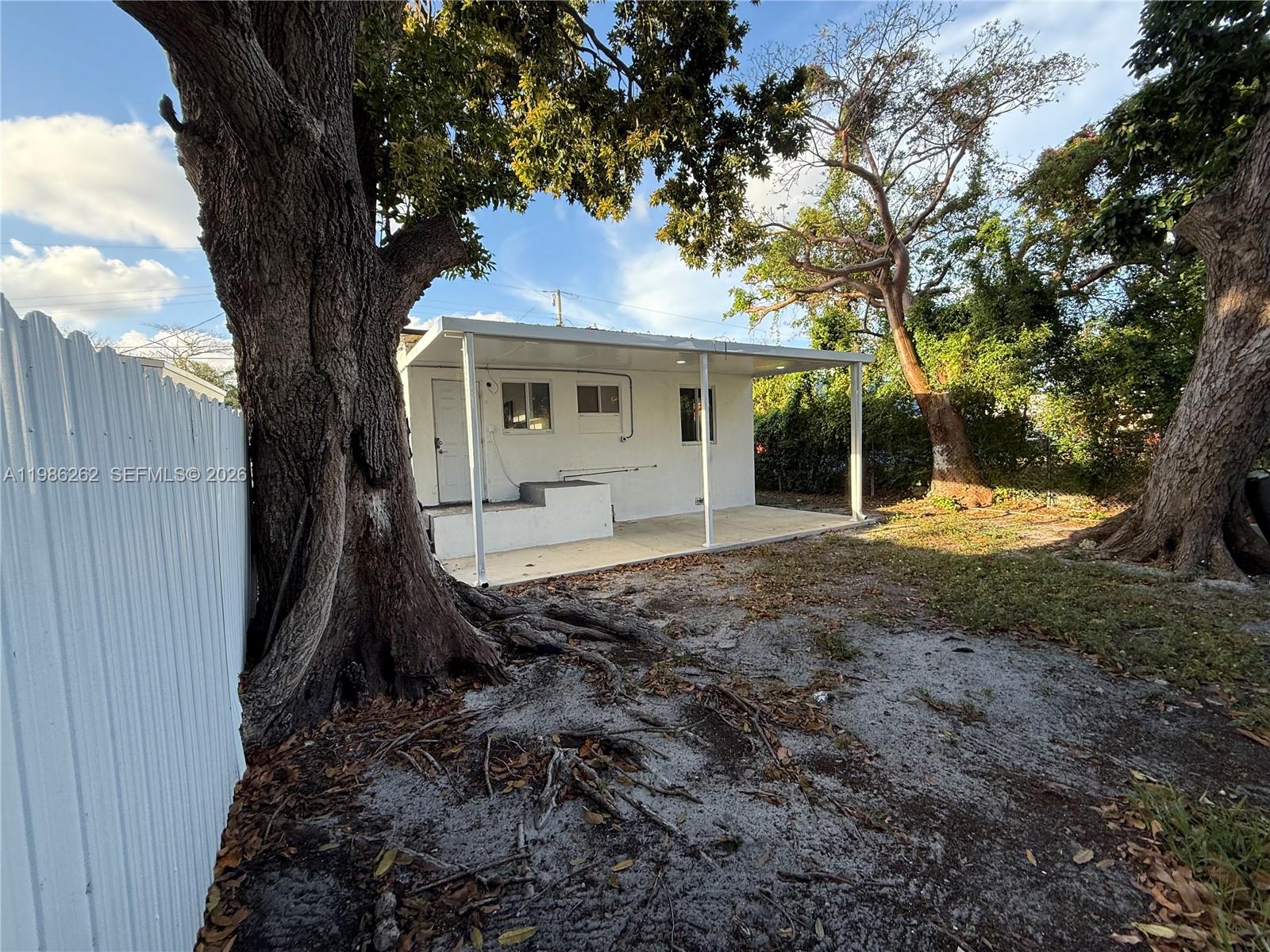 1812 Nw 64th St Property Photo 18