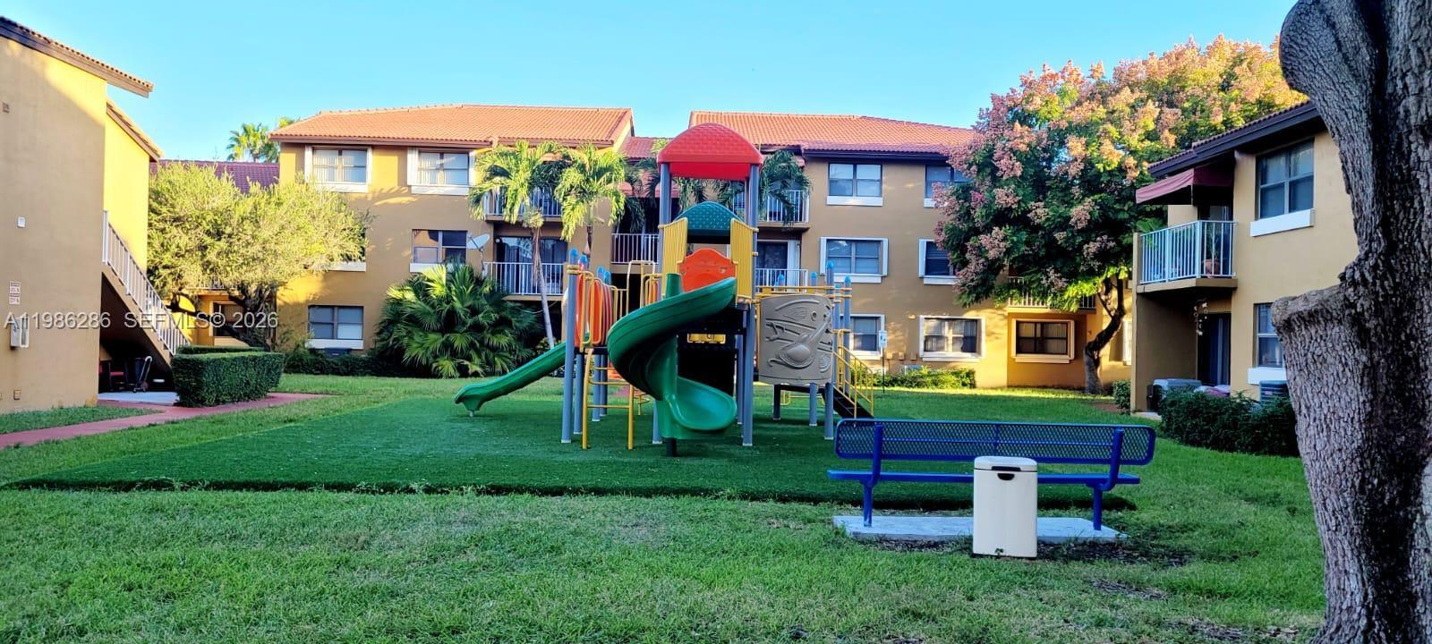 15620 Sw 80th St H-304 Property Photo 6
