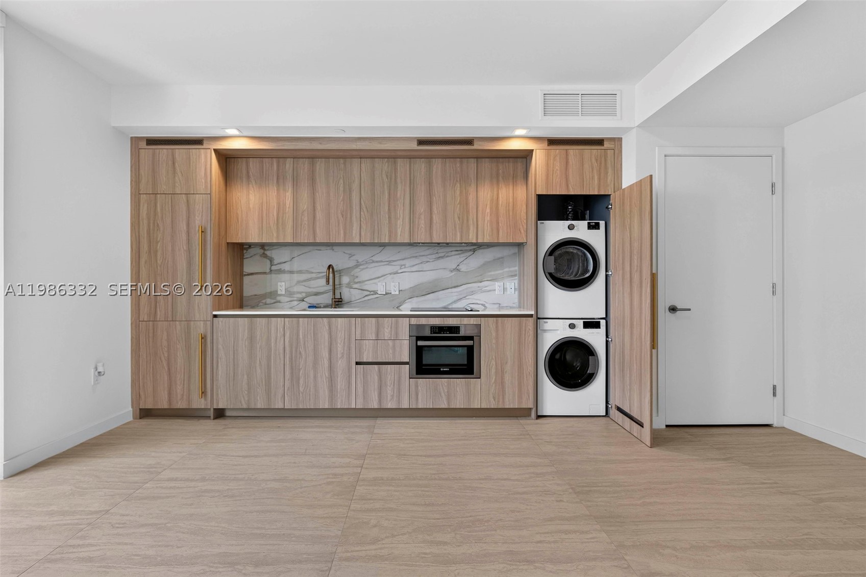77 Se 5 St 2015 Property Photo 11
