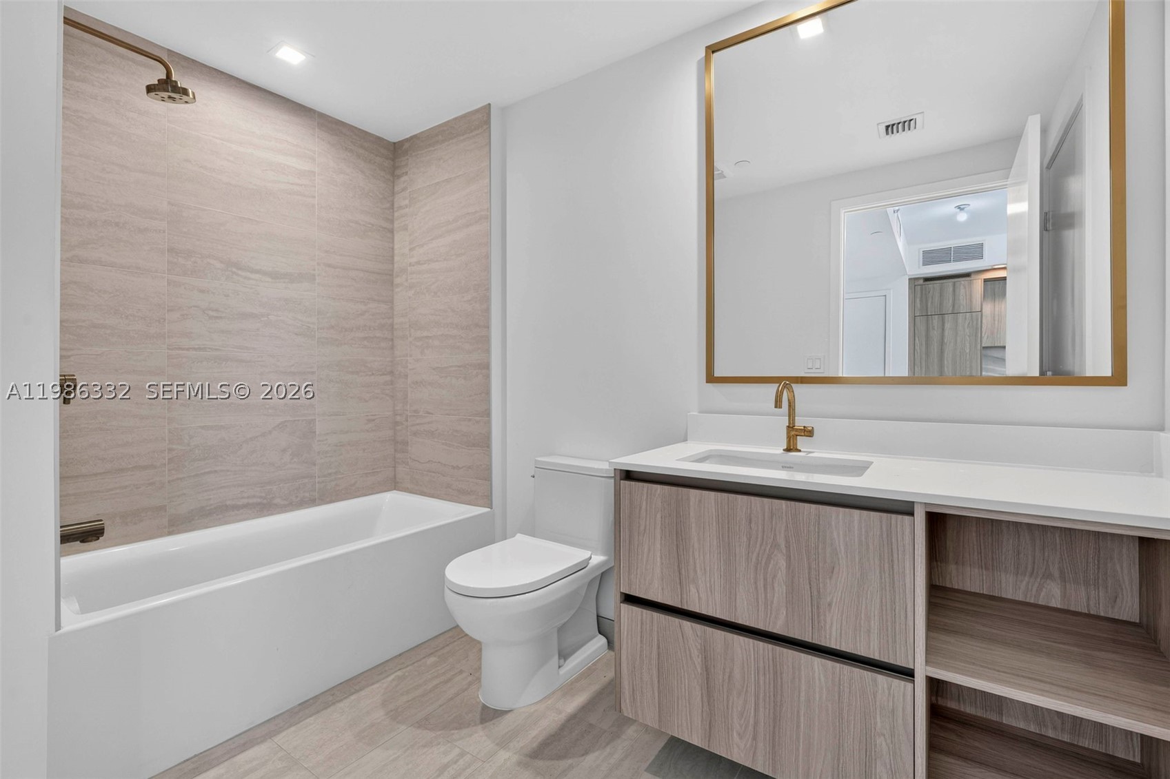 77 Se 5 St 2015 Property Photo 13