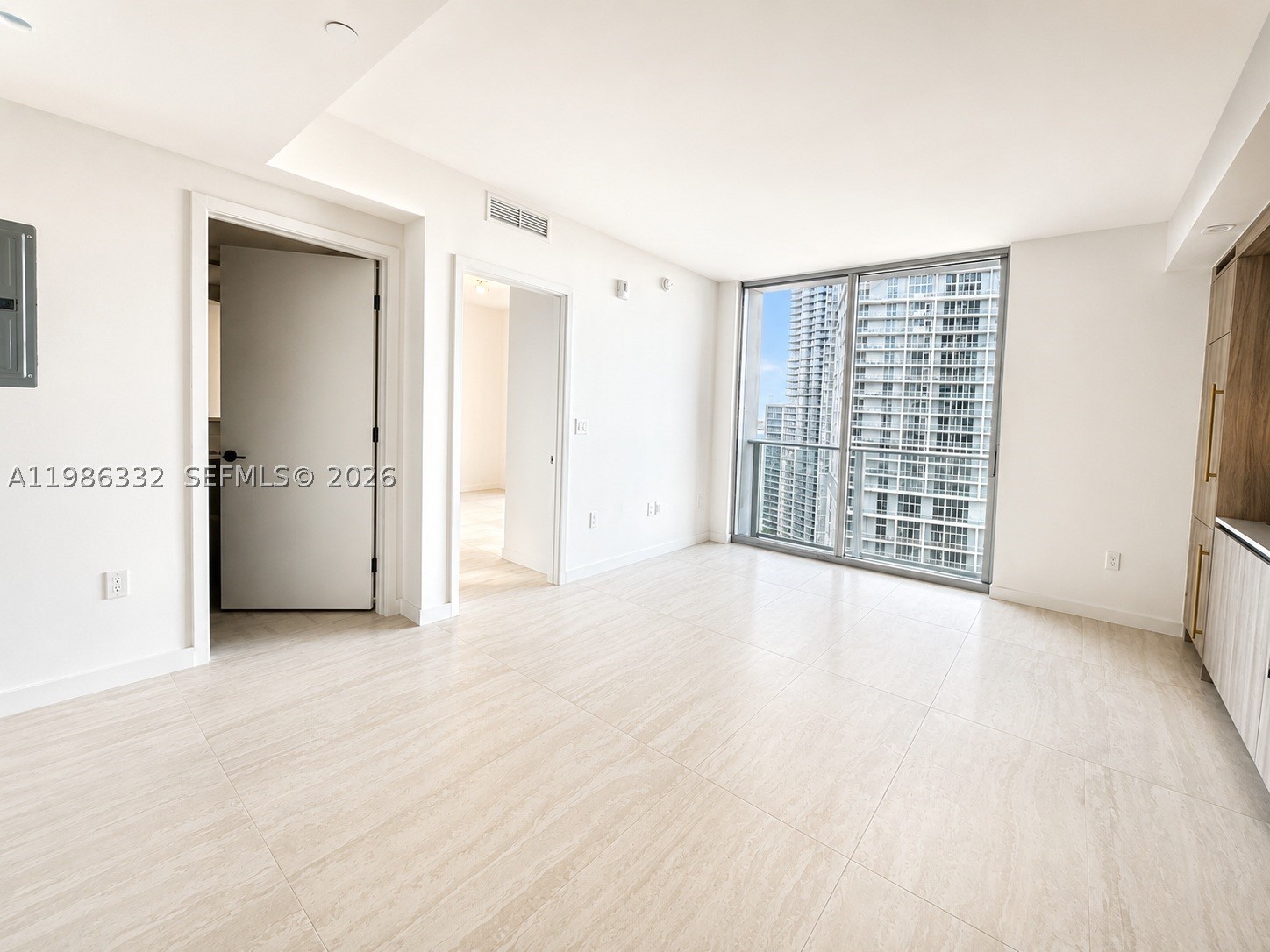 77 Se 5 St 2015 Property Photo 17