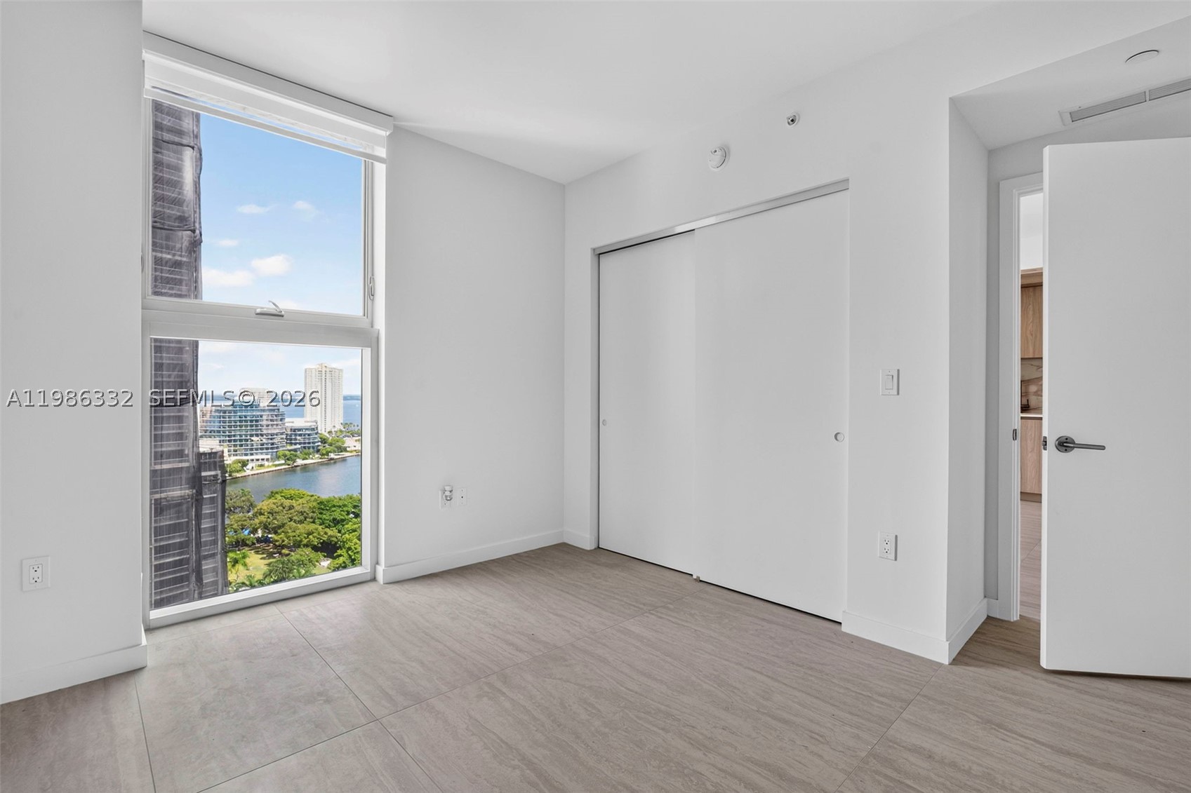 77 Se 5 St 2015 Property Photo 26