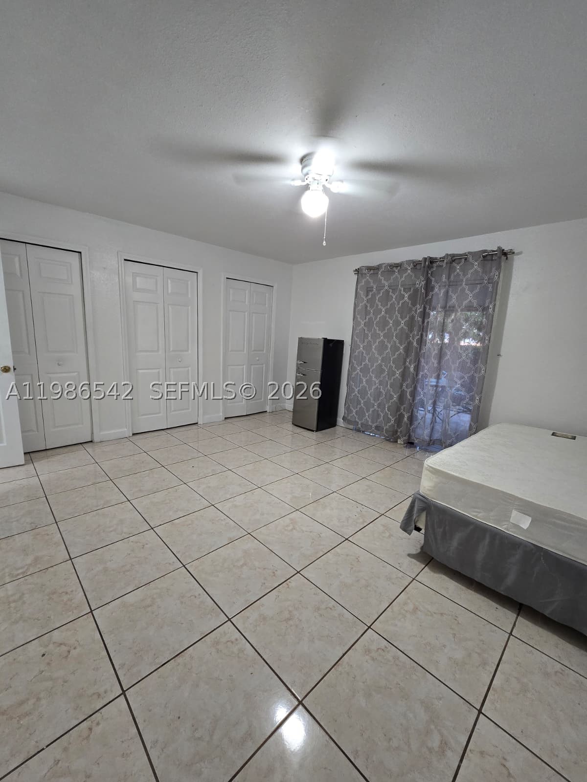 A11986542 Property Photo 1