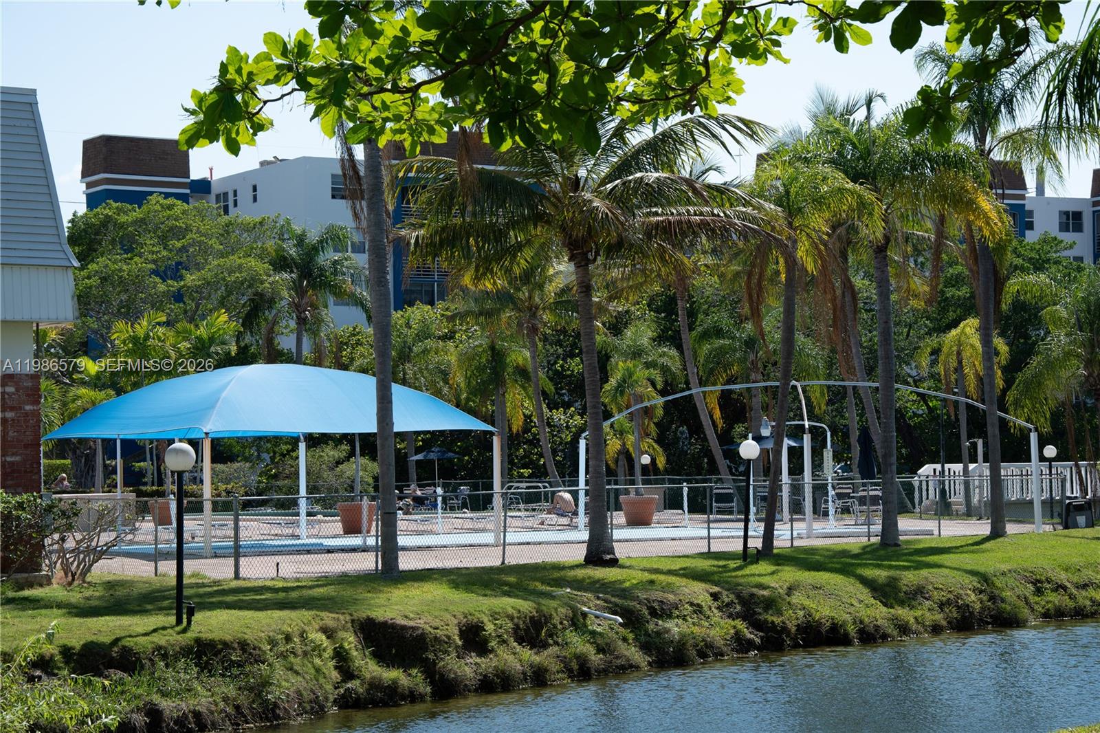 505 E Dania Beach Blvd 4-2e Property Photo 20