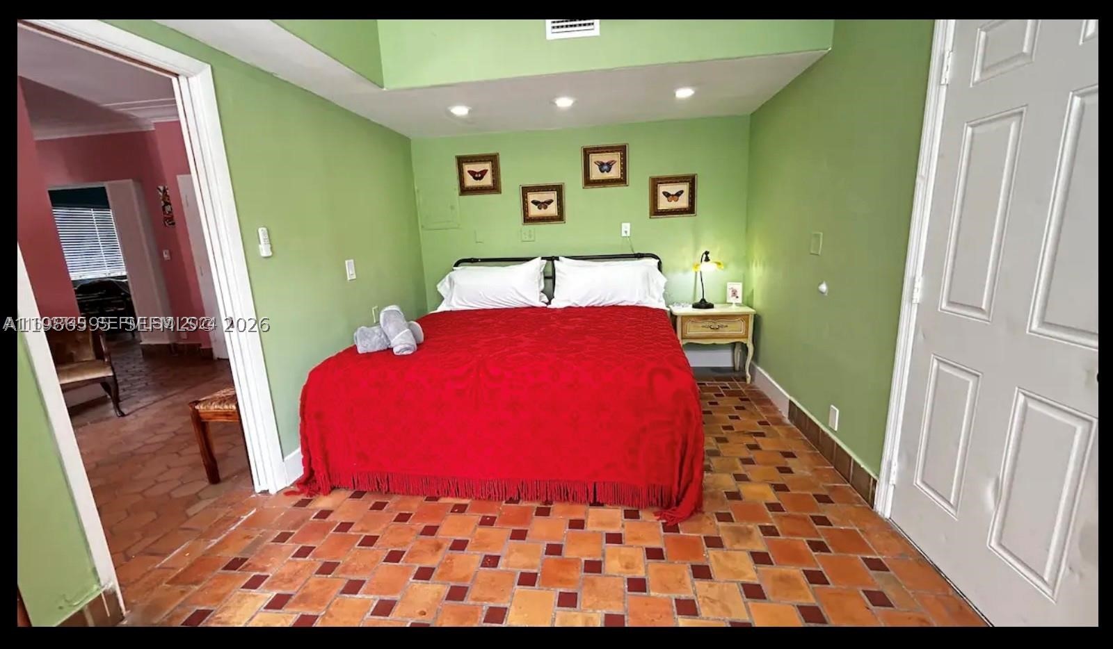 843 Nw 3rd St 1 Property Photo 8