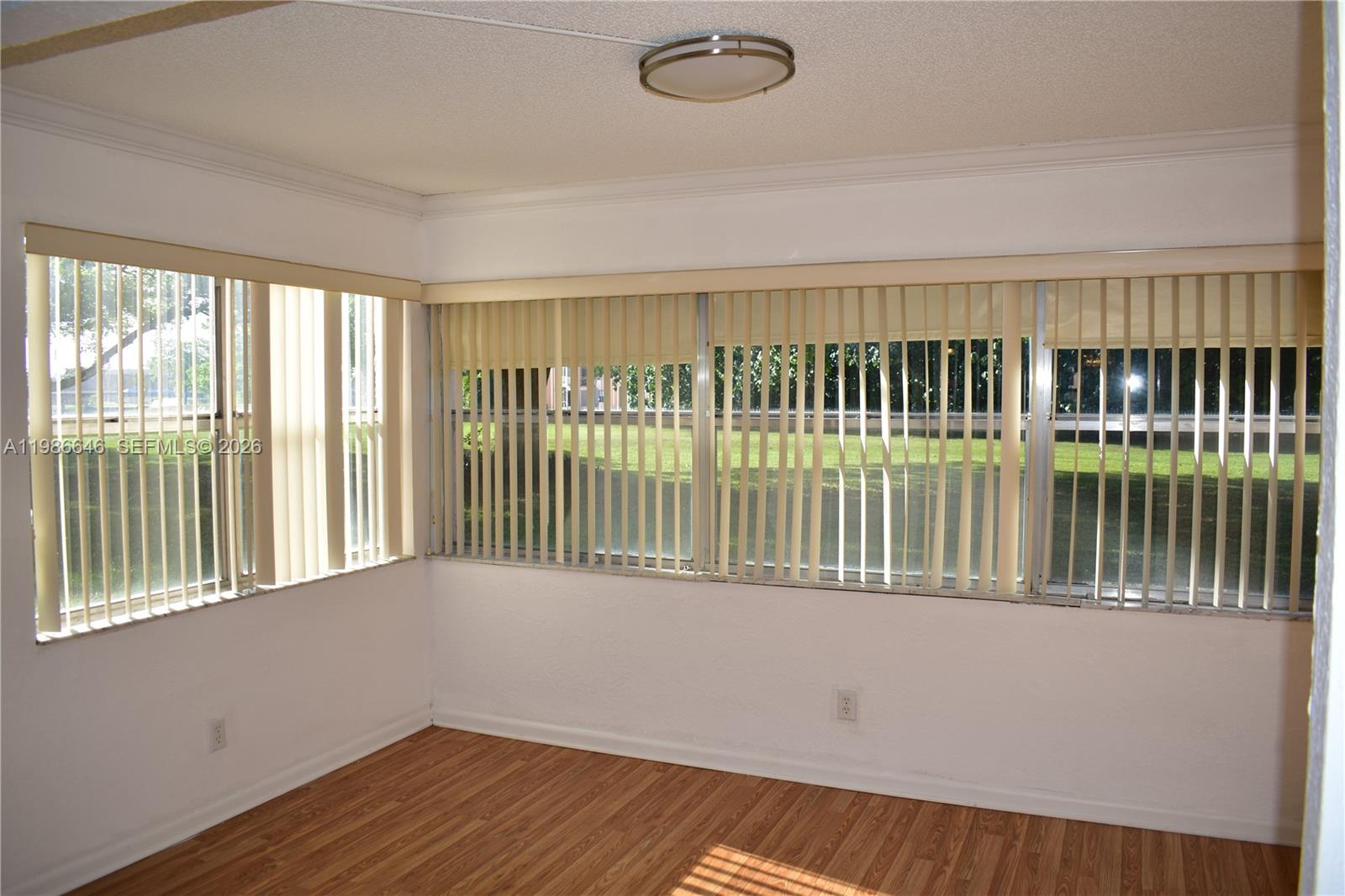 9561 Sunrise Lakes Blvd 106 Property Photo 3