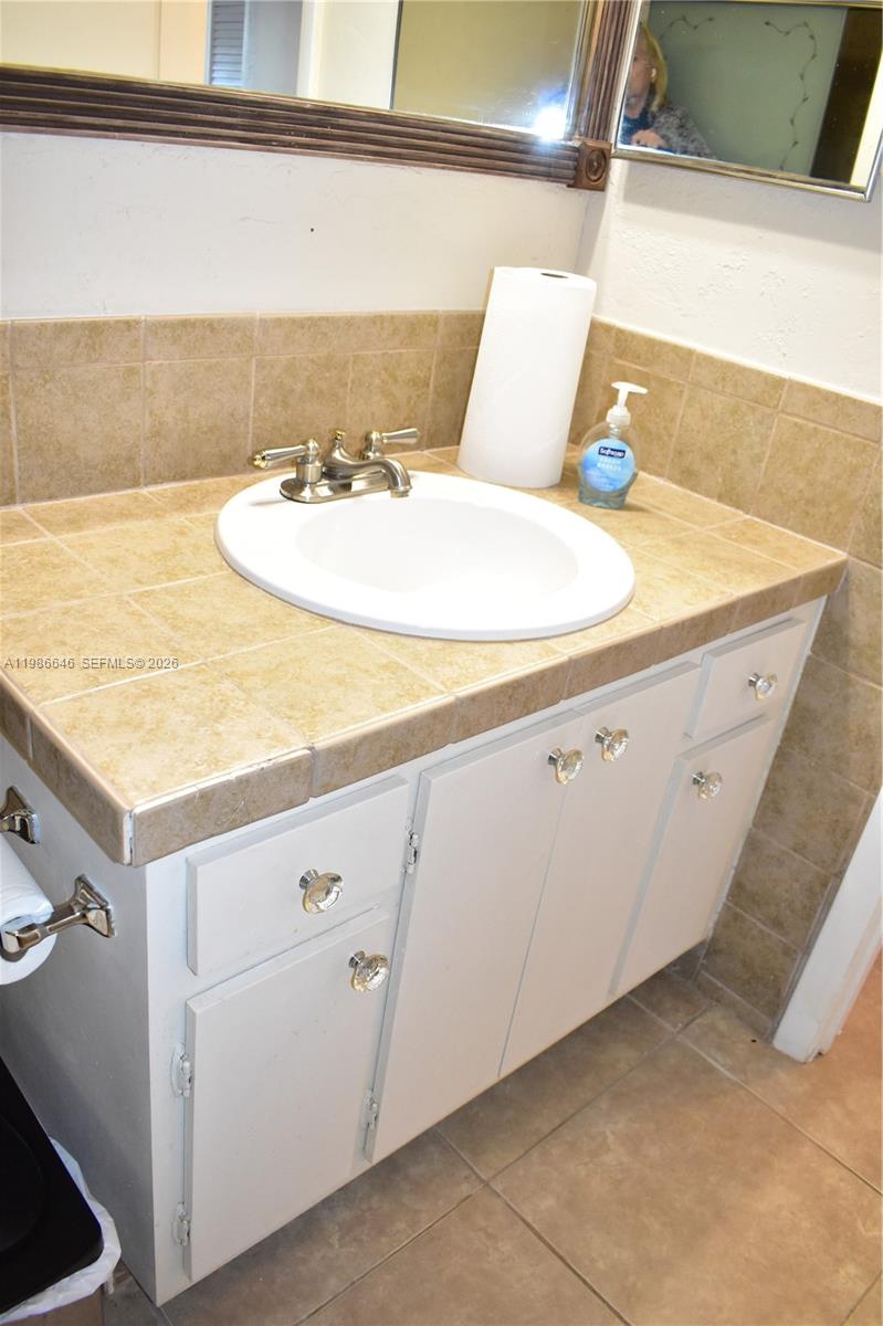 9561 Sunrise Lakes Blvd 106 Property Photo 22