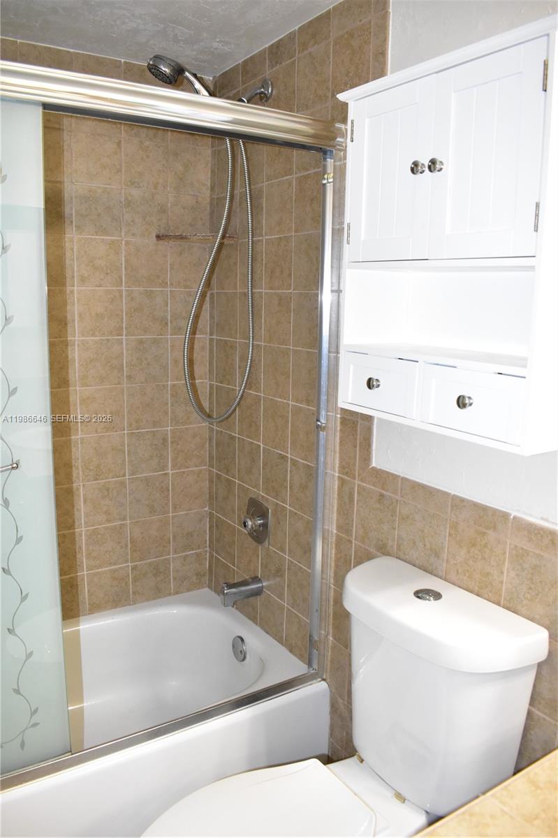 9561 Sunrise Lakes Blvd 106 Property Photo 24