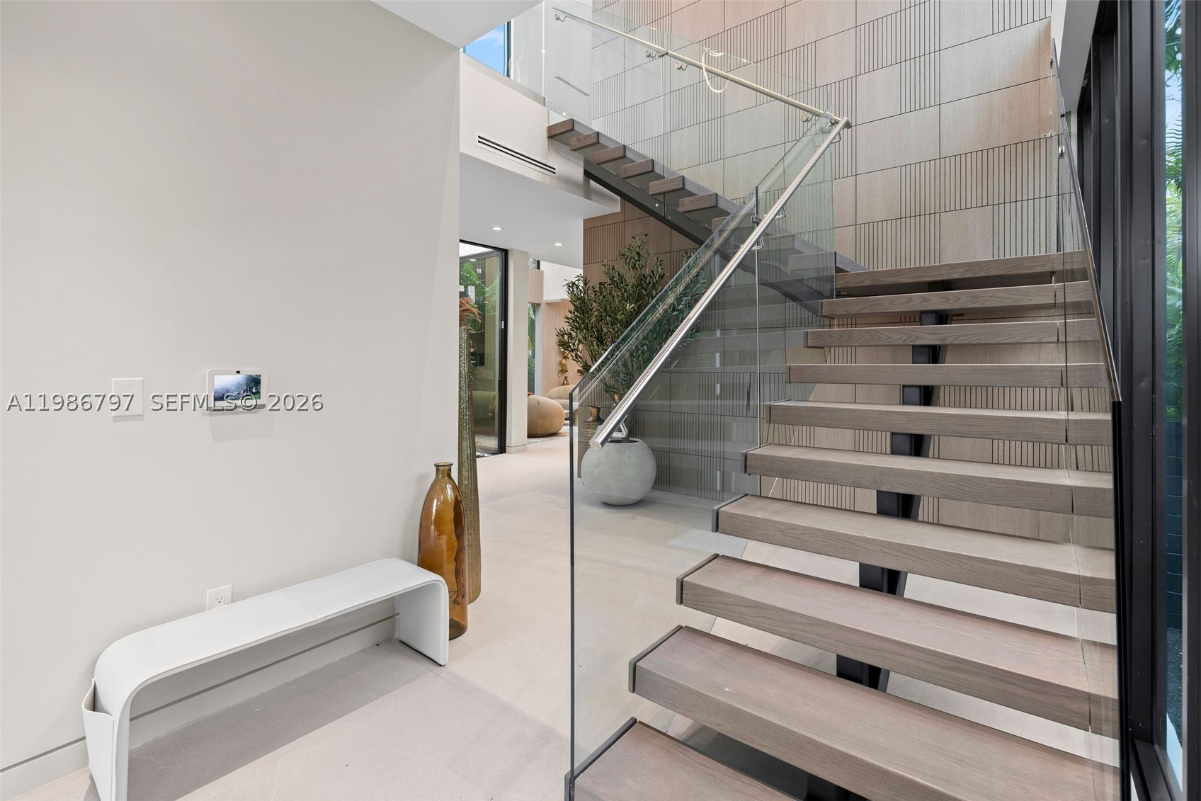 4534 Sheridan Ave Property Photo 15