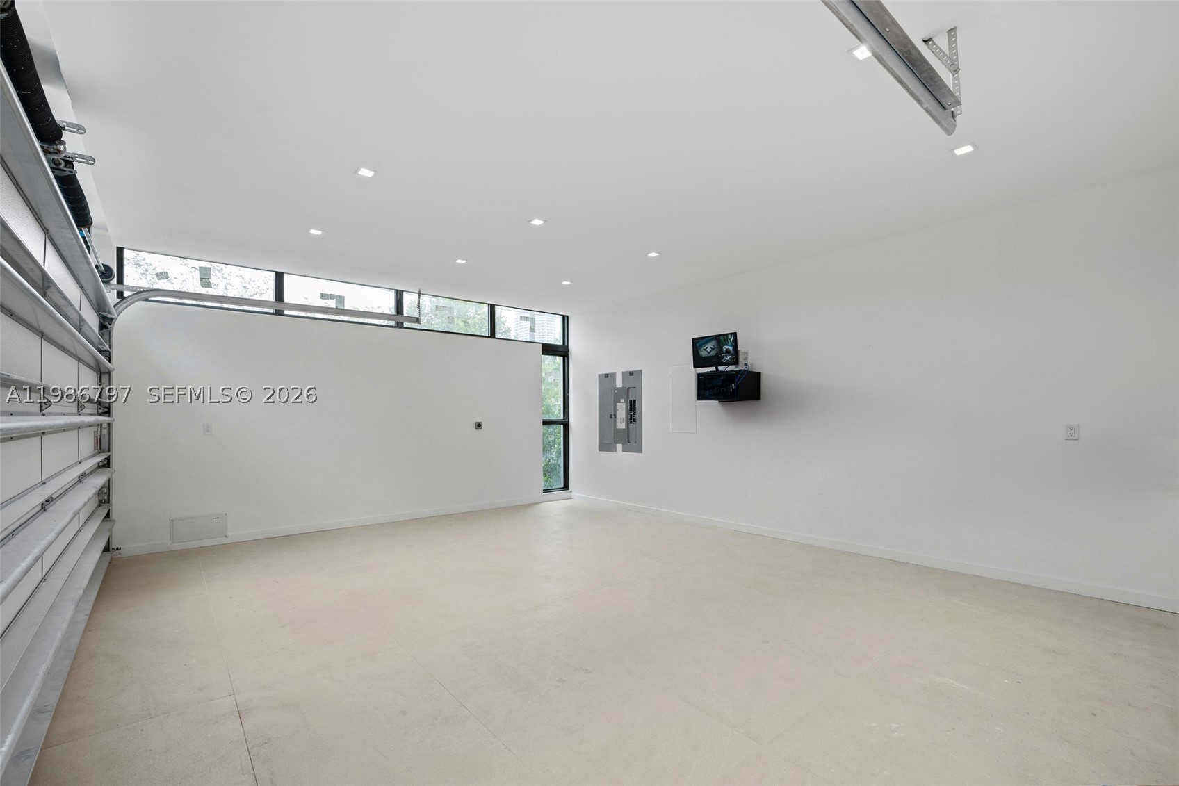4534 Sheridan Ave Property Photo 44
