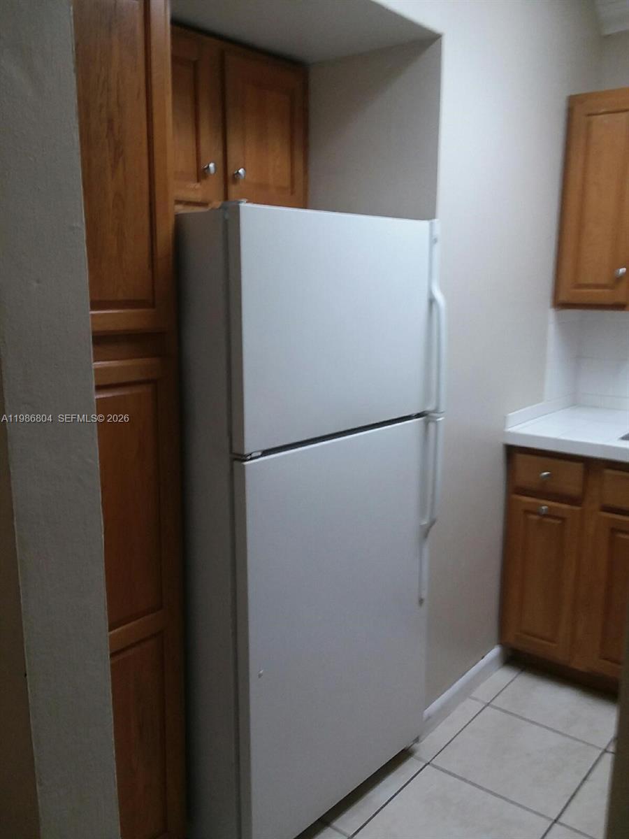 140 Royal Palm Rd 107 Property Photo 4