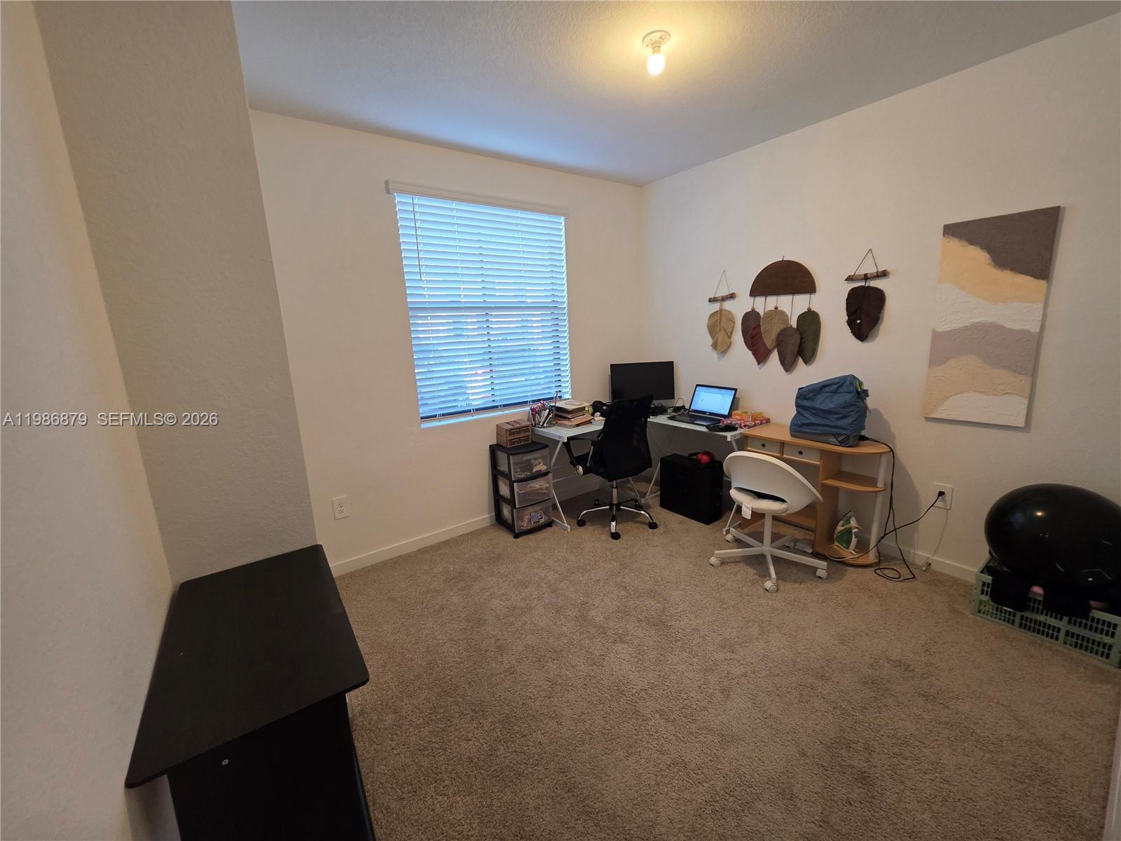 A11986879 Property Photo 2