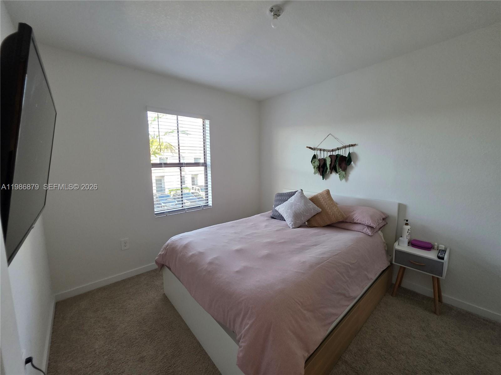 A11986879 Property Photo 14