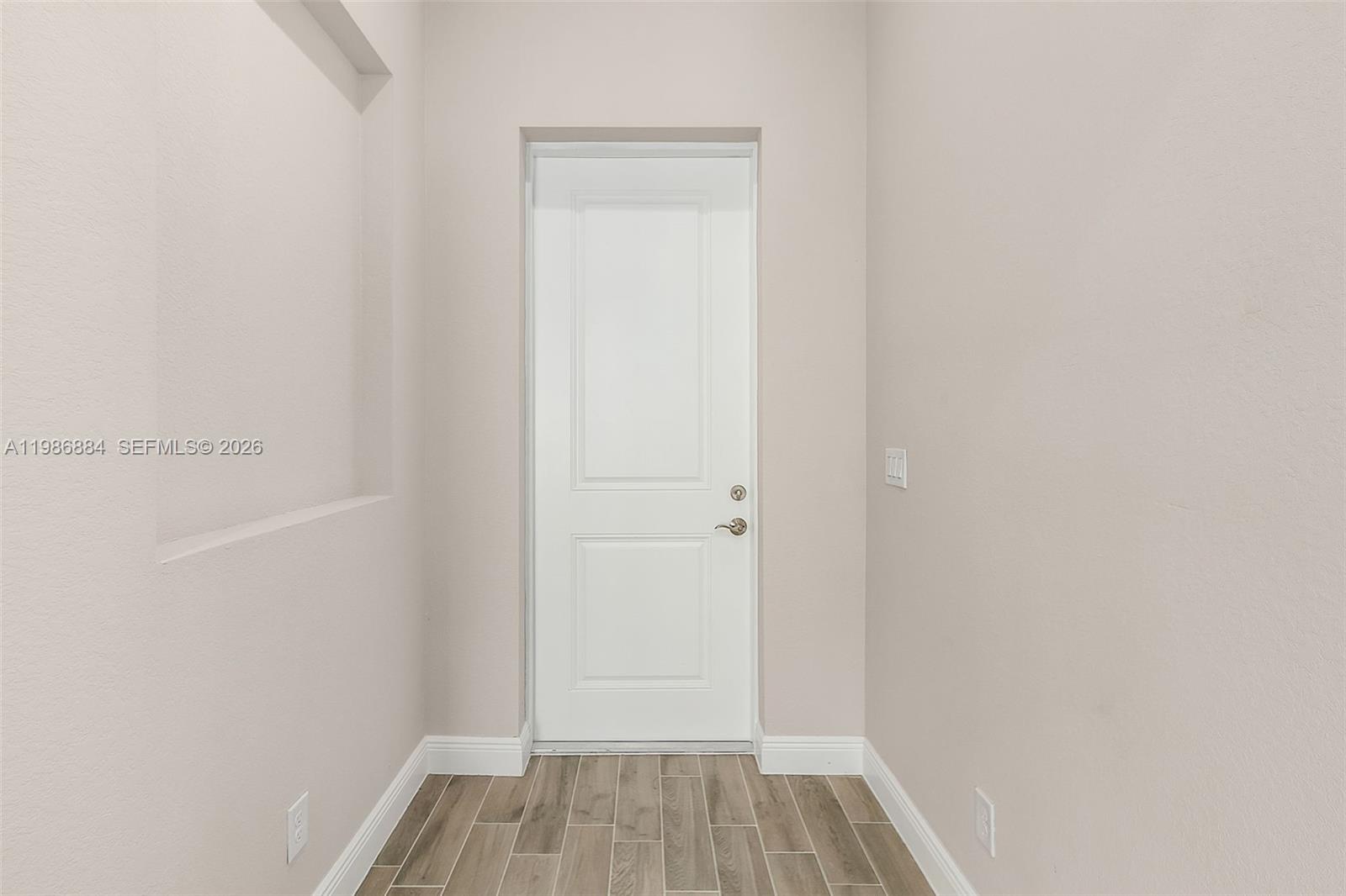 206 Jubilee Terr Property Photo 2