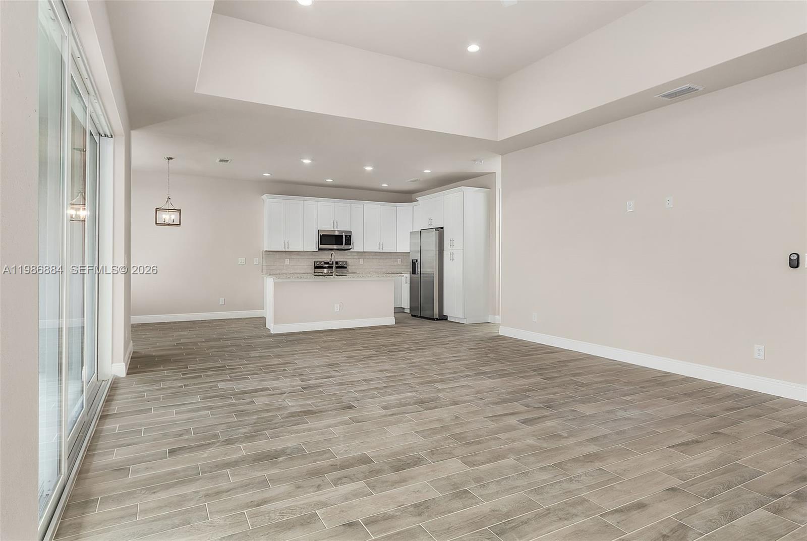 206 Jubilee Terr Property Photo 8