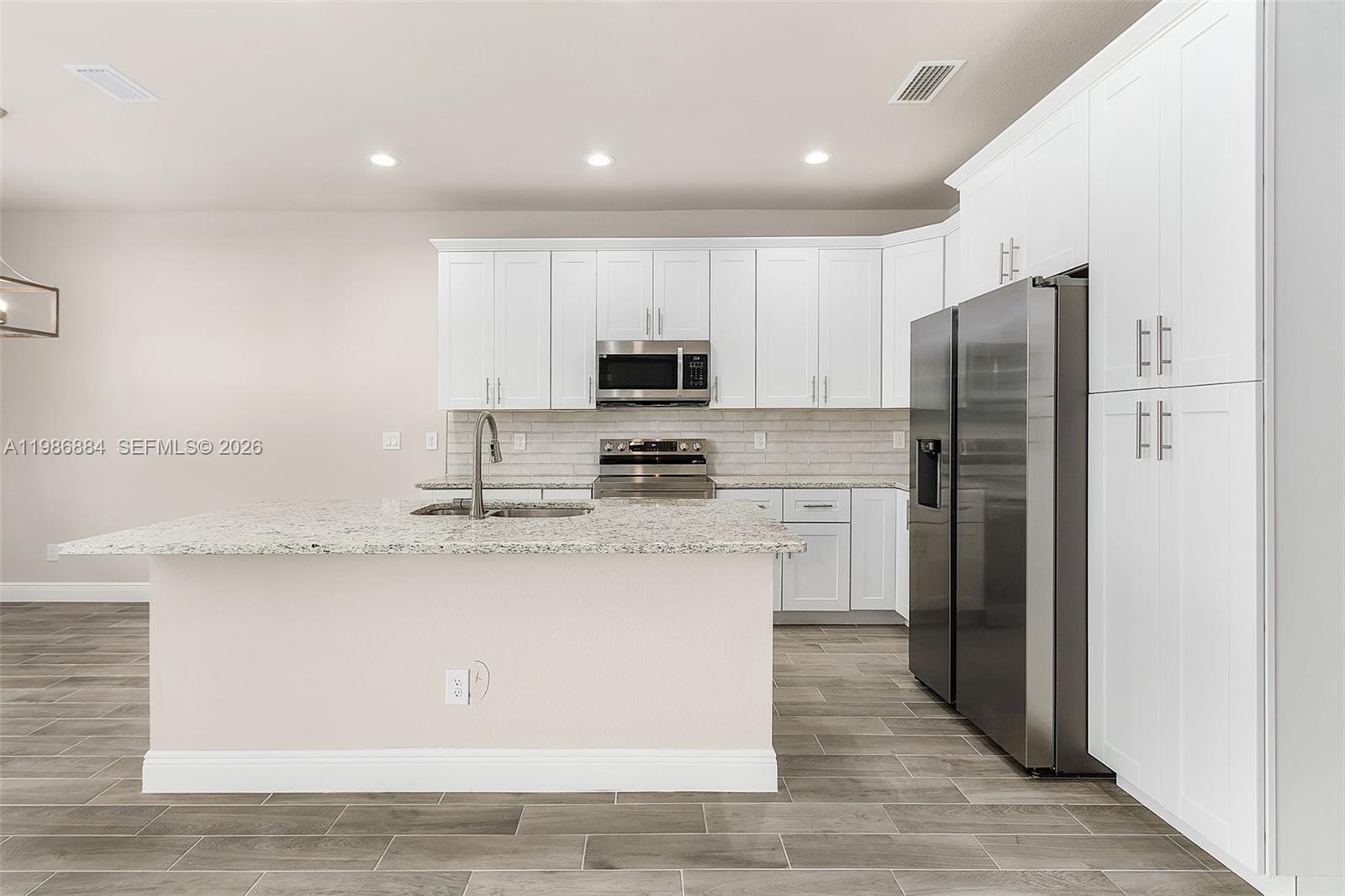206 Jubilee Terr Property Photo 10