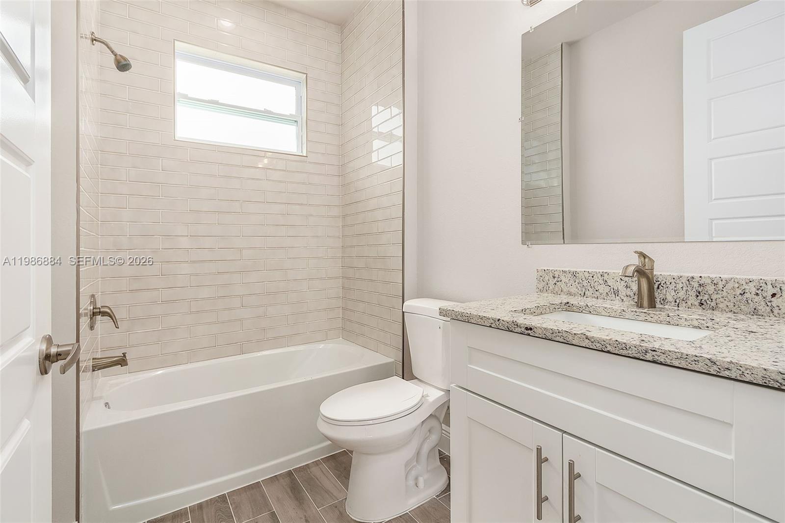 206 Jubilee Terr Property Photo 16