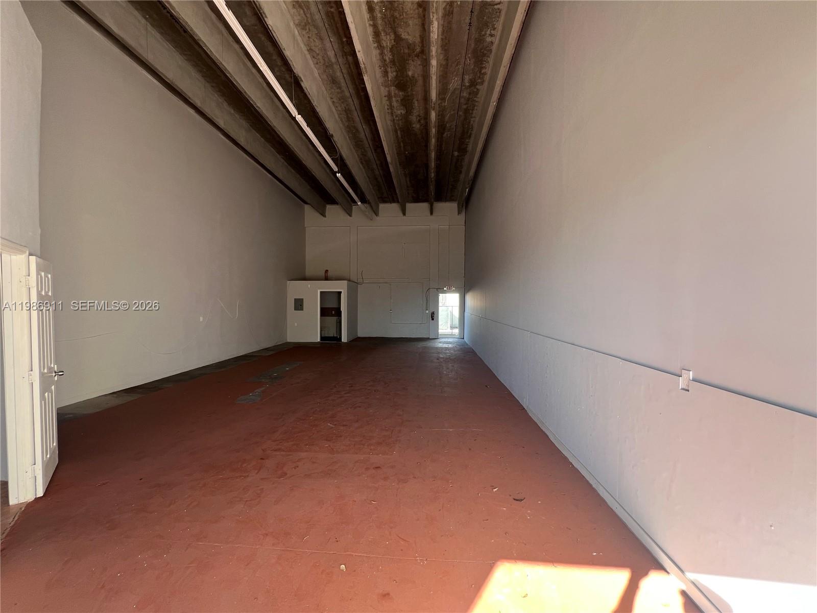 238 Nw 9th Ave 2 Property Photo 6