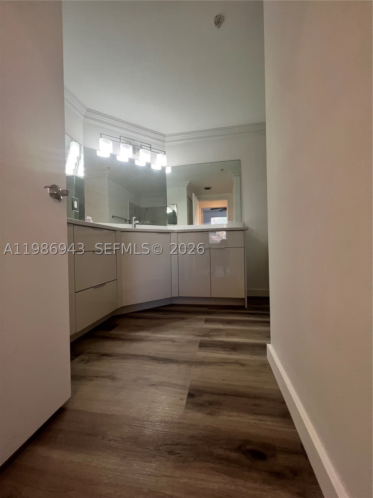 1000 Scotia Dr 101 Property Photo 13