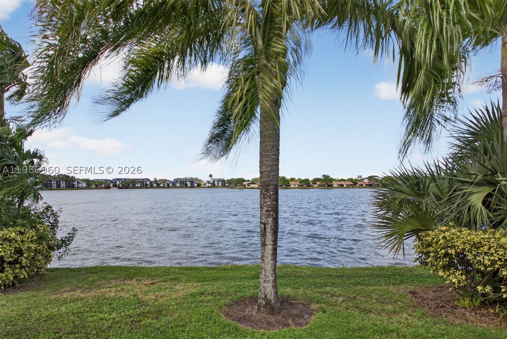 5520 Lakeside Dr 105 Property Photo 4