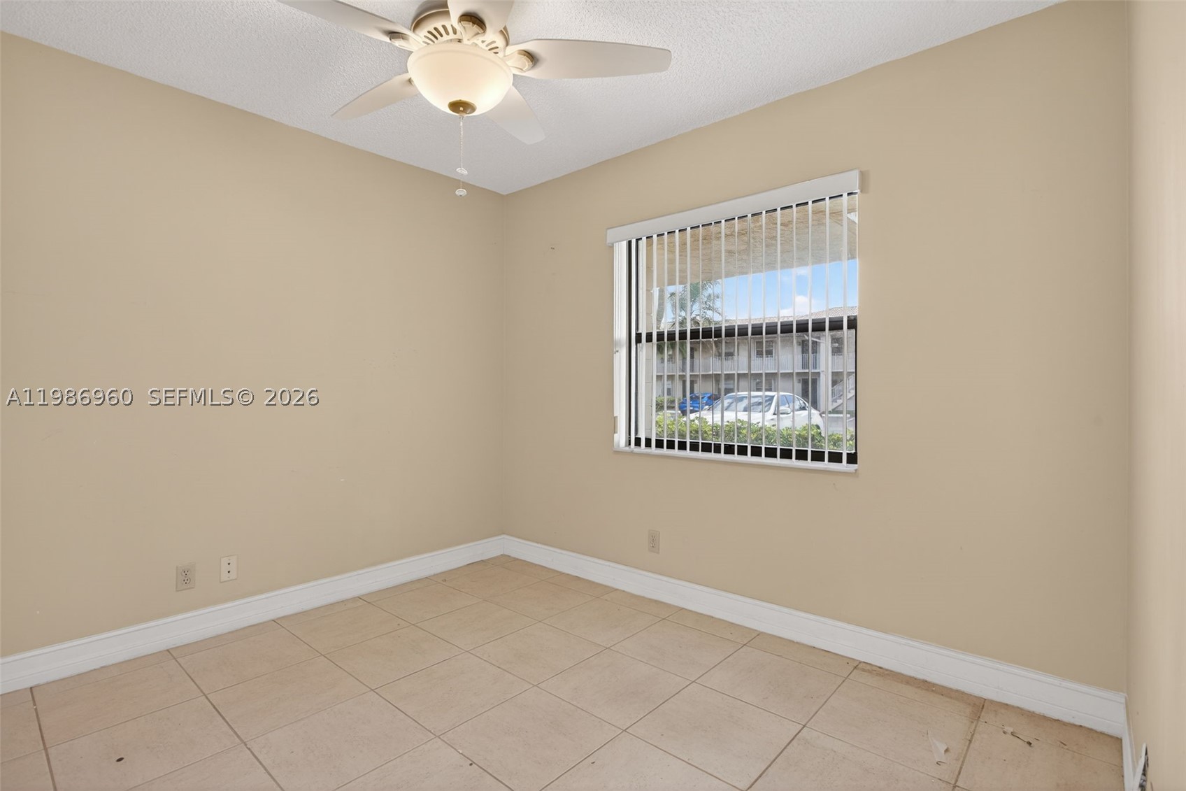 5520 Lakeside Dr 105 Property Photo 20