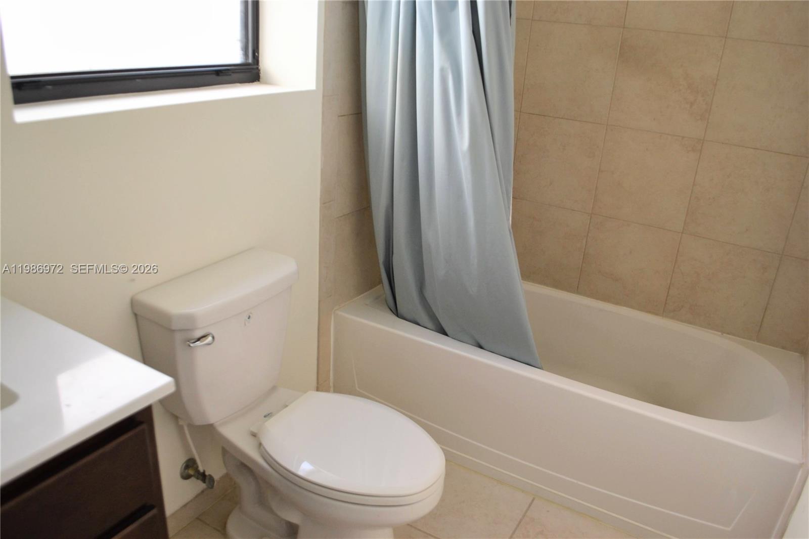 164 Ne 23rd Ter Property Photo 13