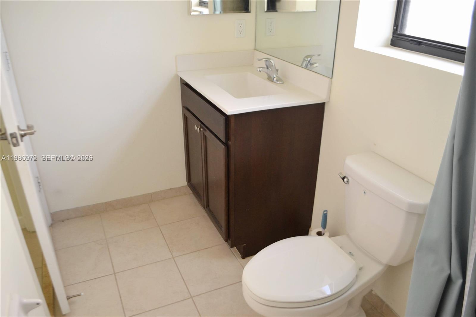 164 Ne 23rd Ter Property Photo 14
