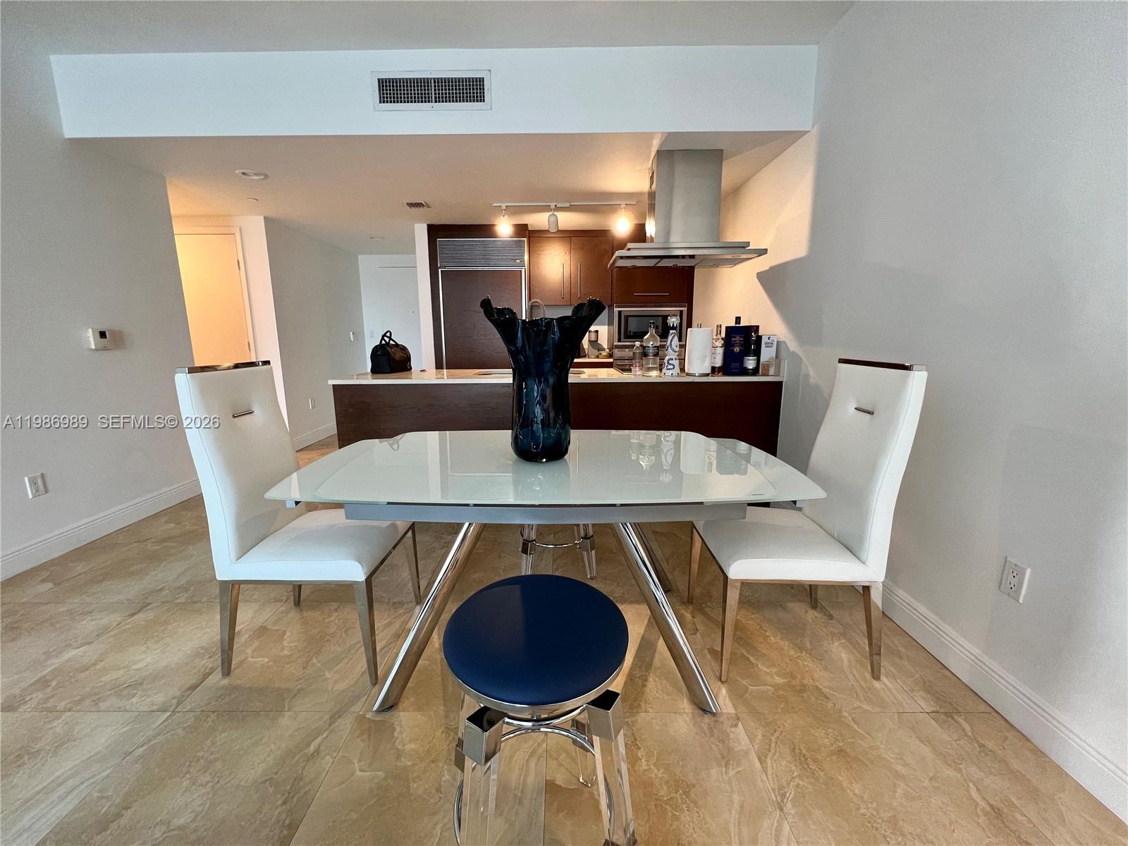 495 Brickell Ave 2707 Property Photo 1