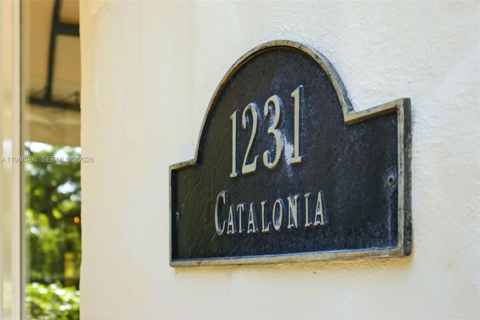 1231 Catalonia Ave Property Photo 4