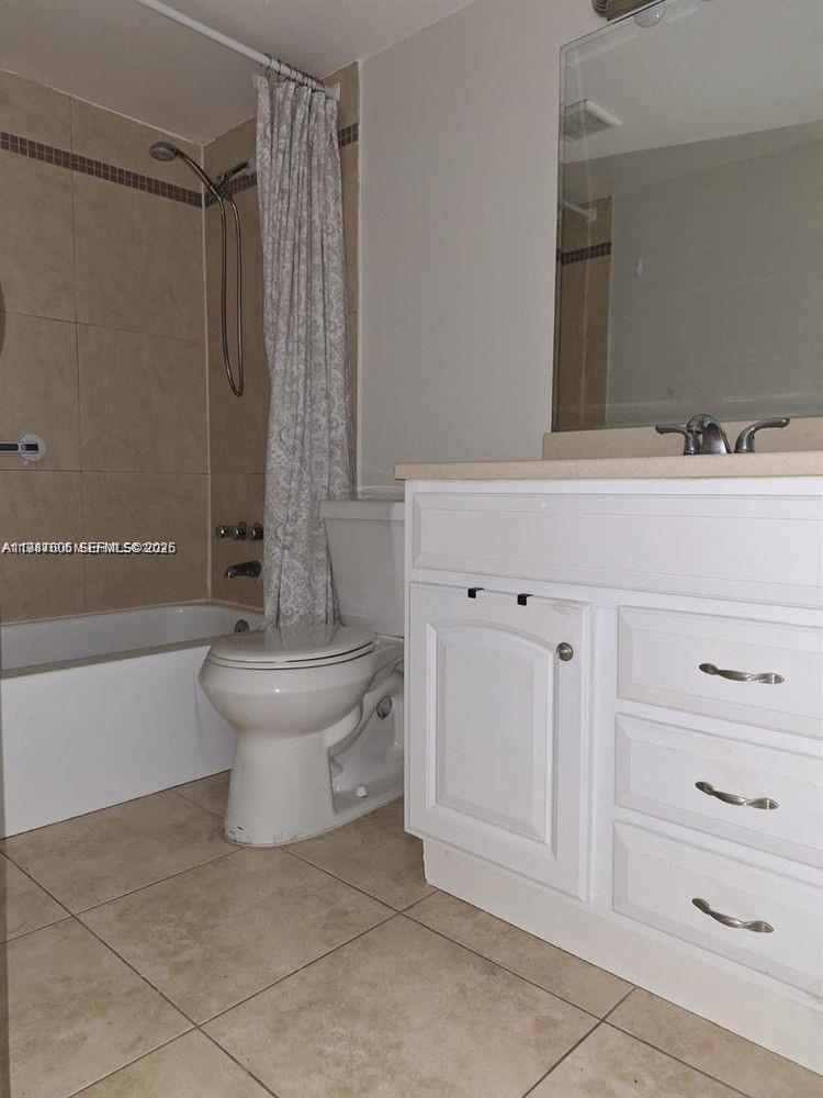 6700 Cypress Rd 409 Property Photo 14