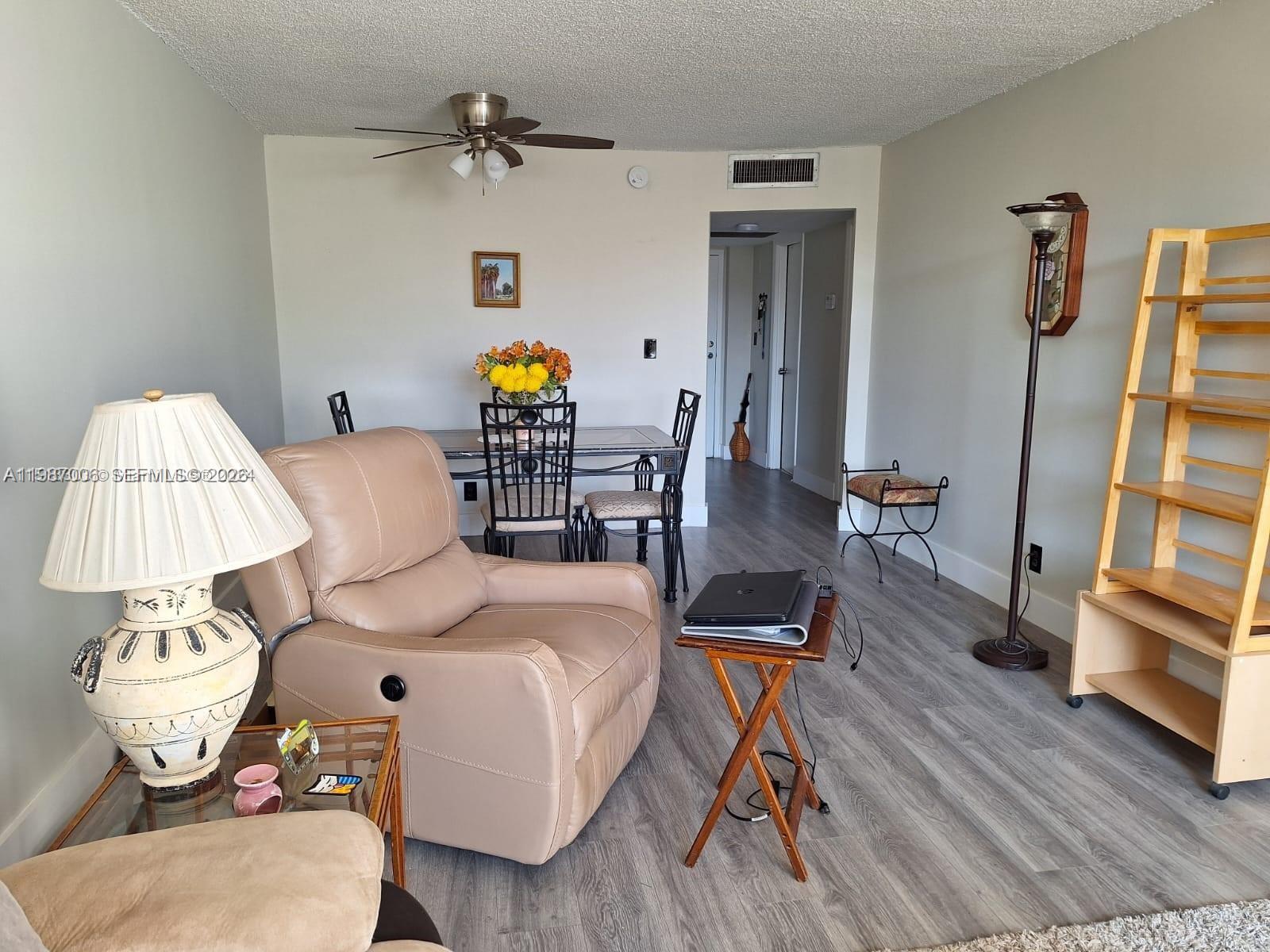 6700 Cypress Rd 409 Property Photo 21