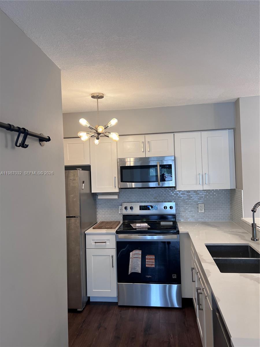 A11987032 Property Photo 2