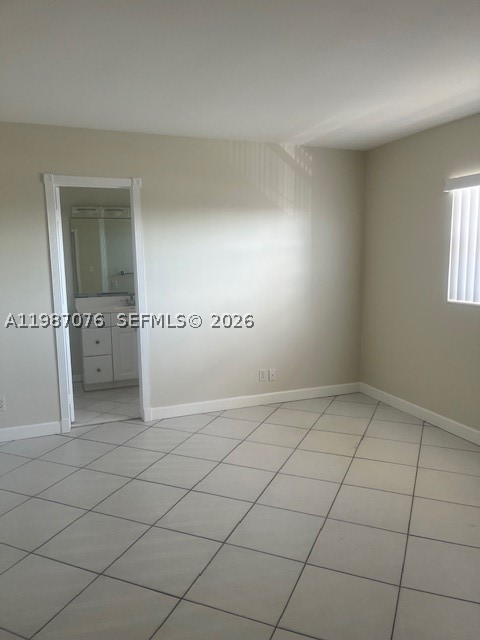 5050 Bayview Dr 17 Property Photo 5