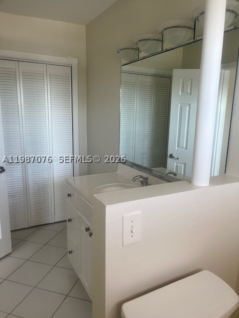 5050 Bayview Dr 17 Property Photo 6