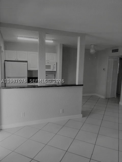 5050 Bayview Dr 17 Property Photo 7