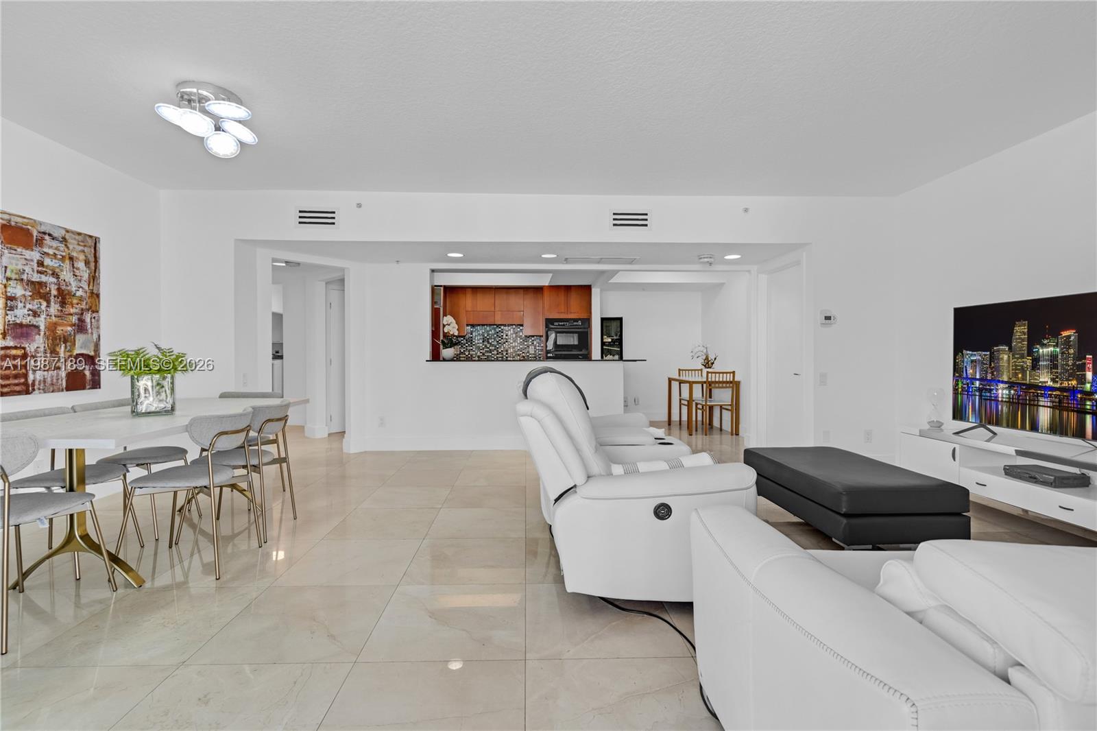1500 Ocean Dr 505 Property Photo 8
