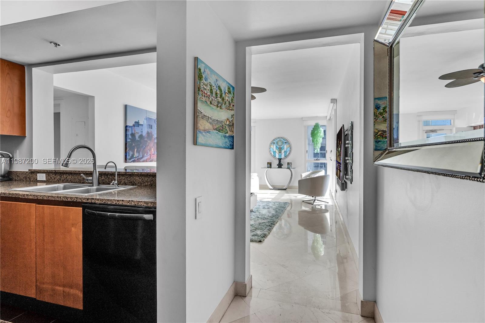 1500 Ocean Dr 907 Property Photo 2
