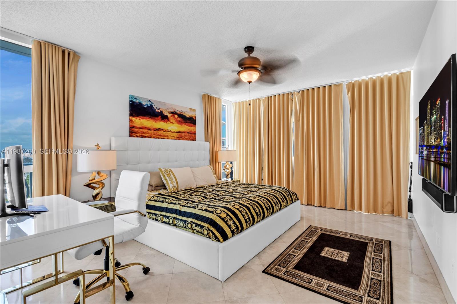 1500 Ocean Dr 907 Property Photo 15