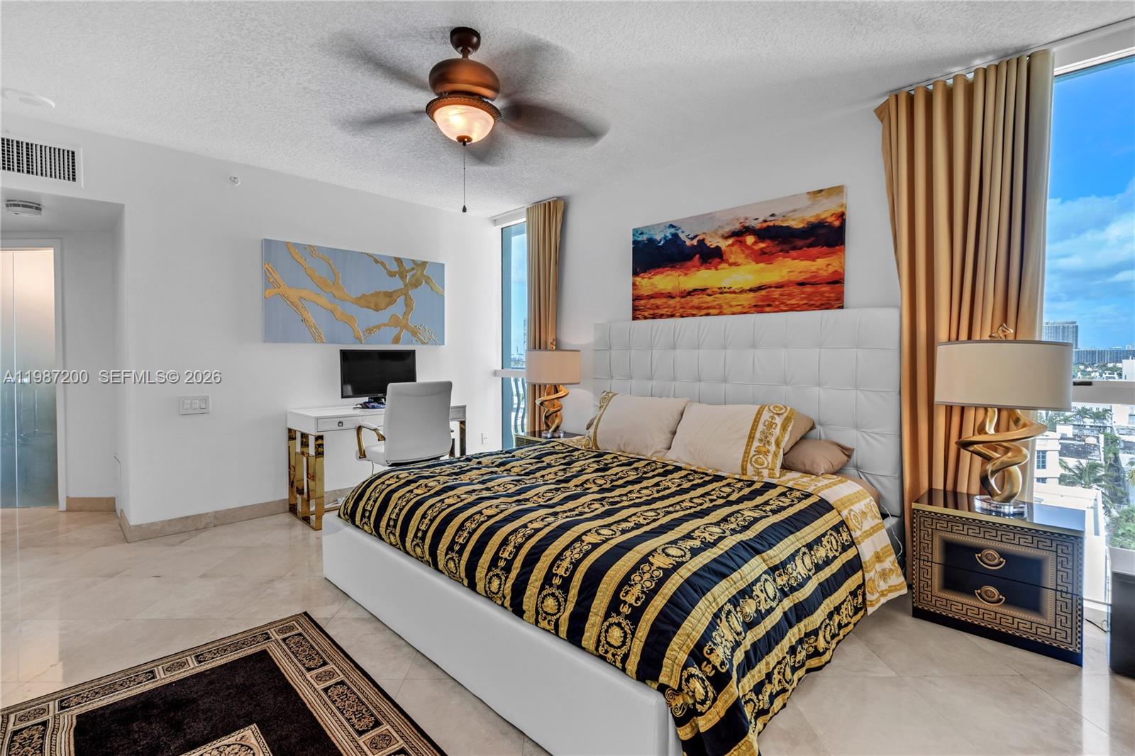 1500 Ocean Dr 907 Property Photo 16