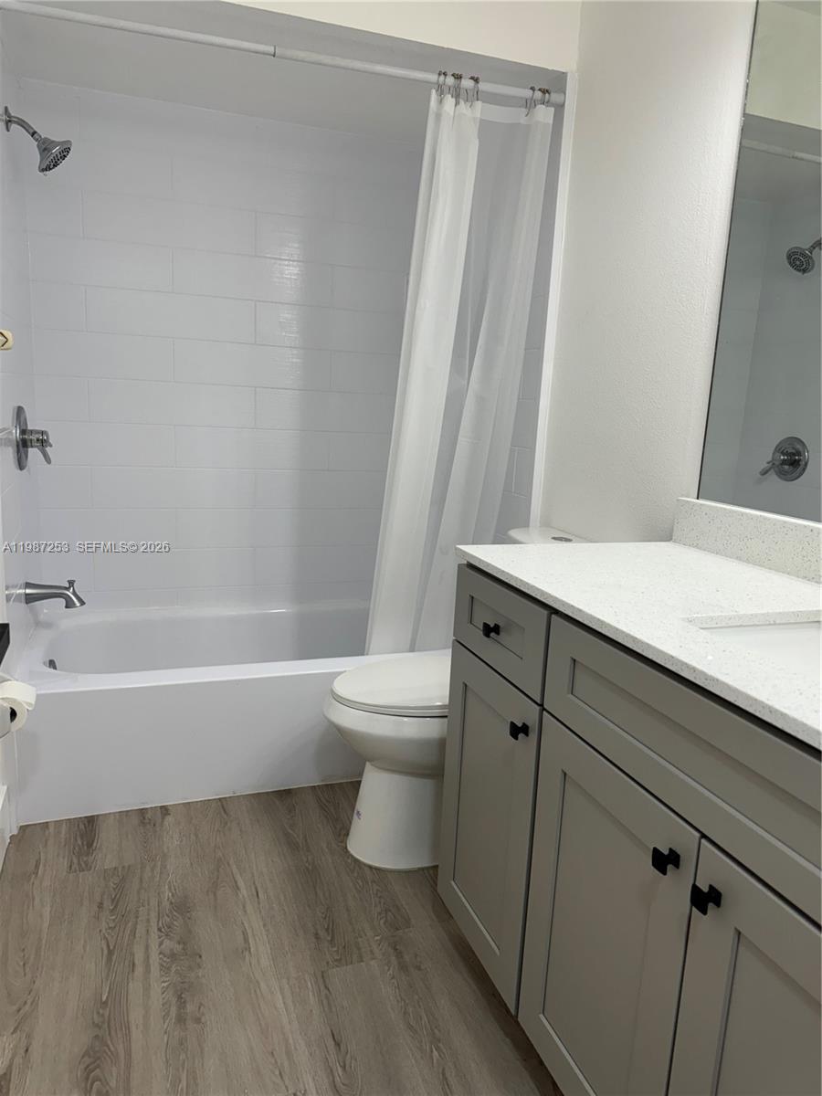 4469 Cunningham Street Property Photo 6