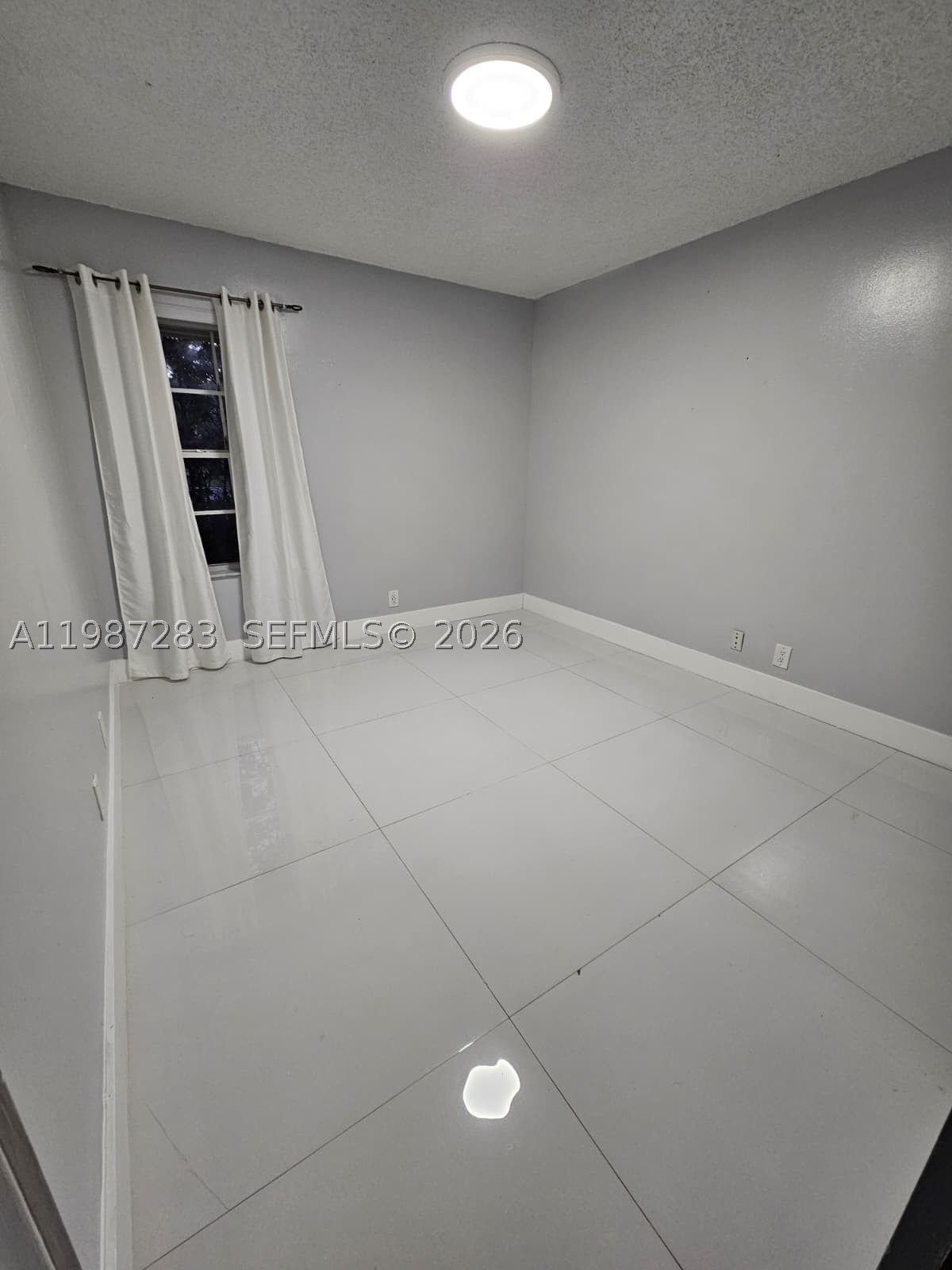 8003 Sw 158th Pl Property Photo 14