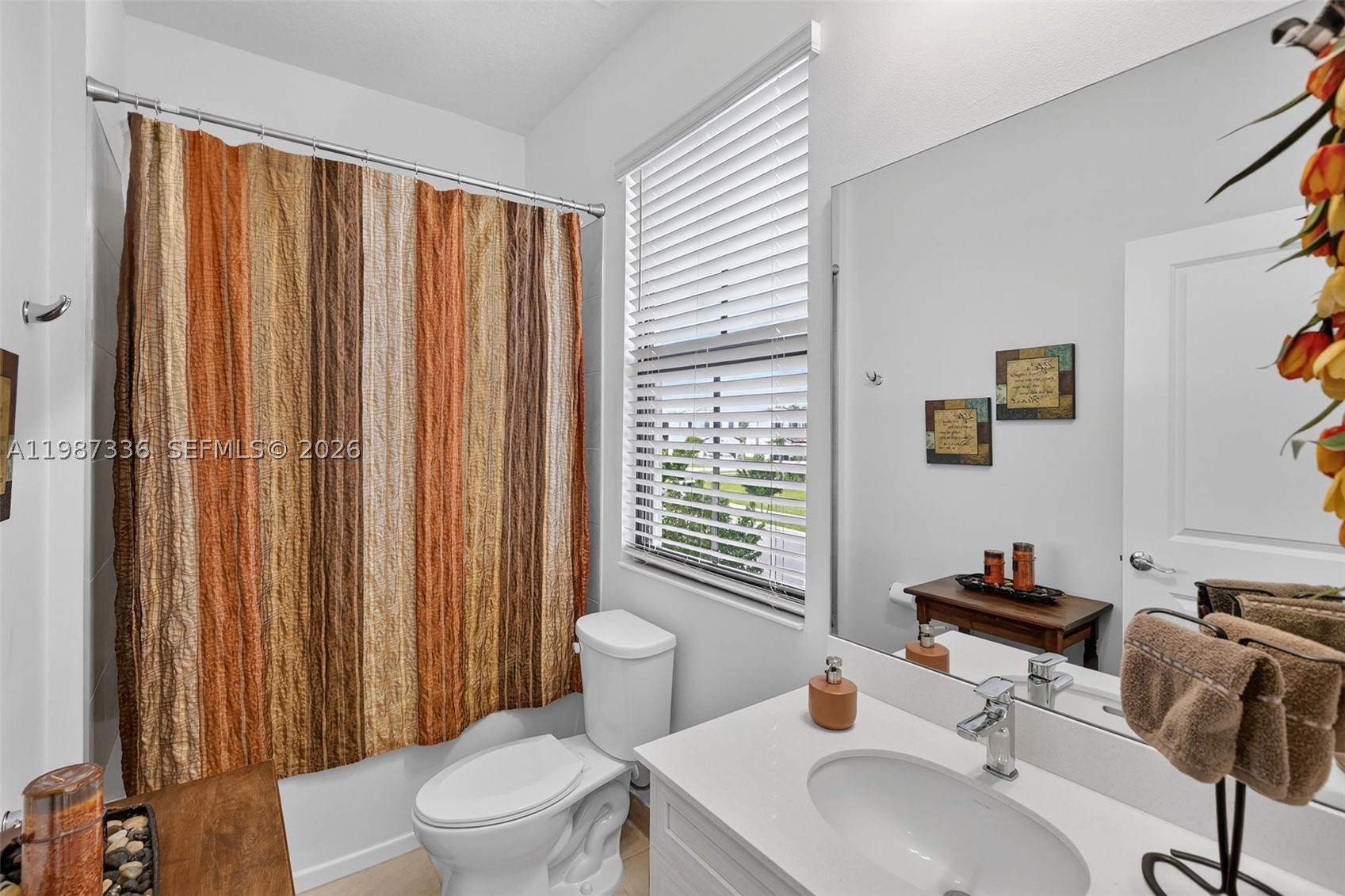 5700 Argento Property Photo 14