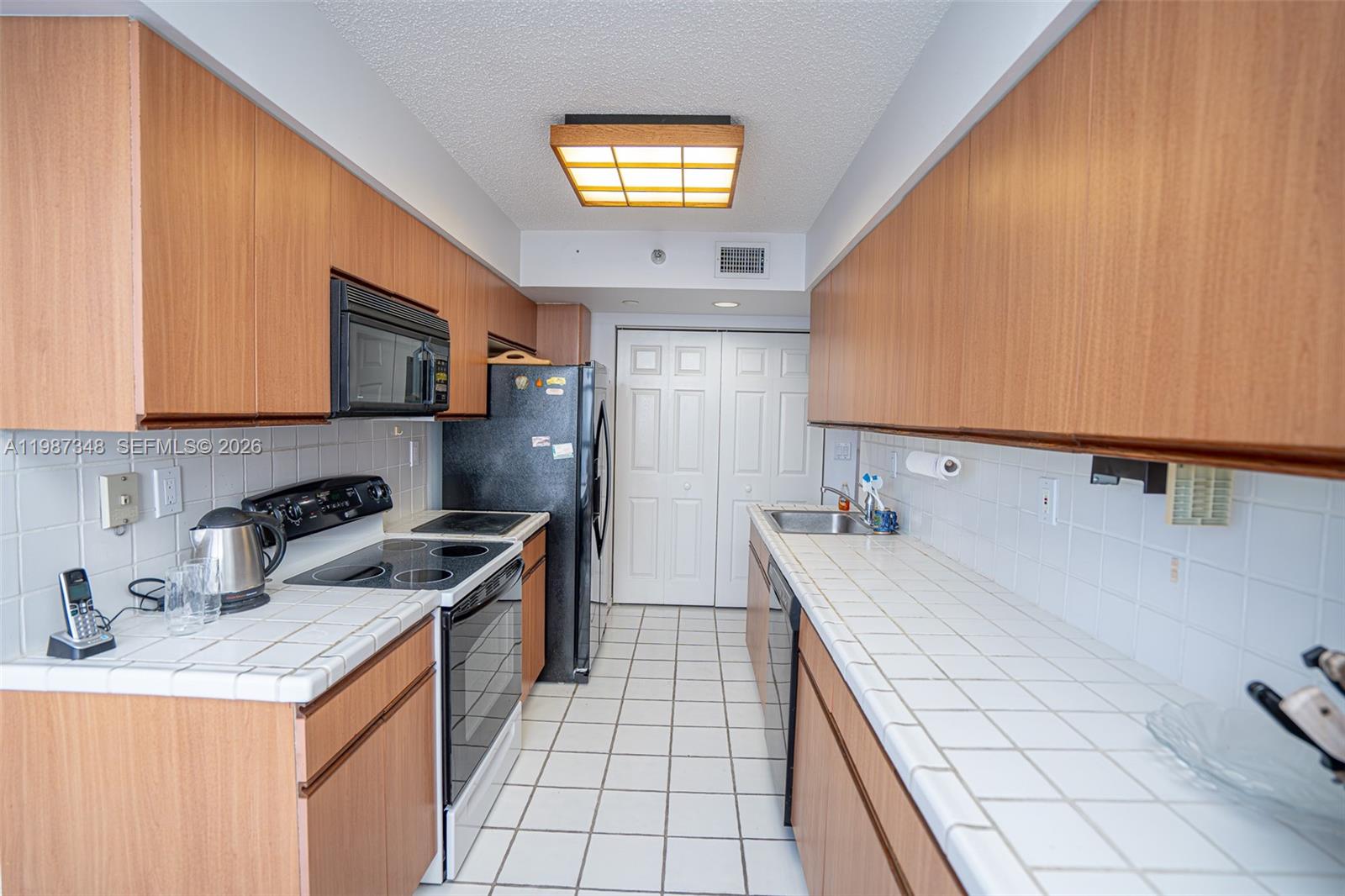 3530 Mystic Pointe Dr 1401 Property Photo 16