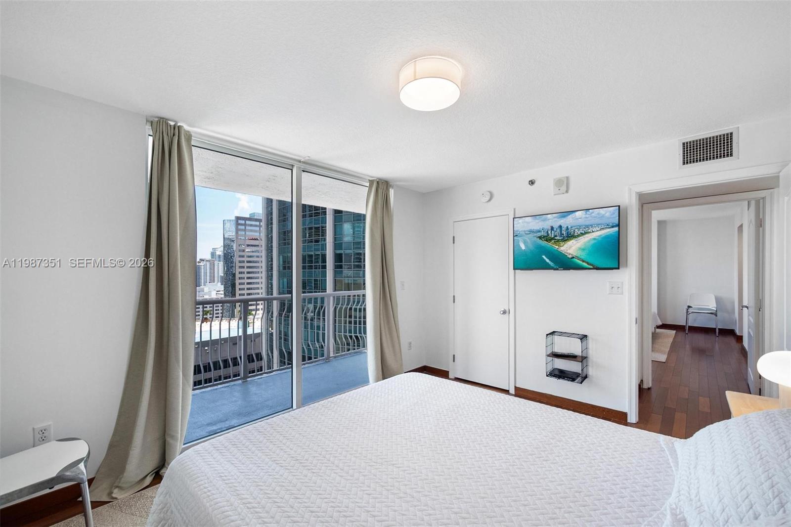 1200 Brickell Bay Dr 2824 Property Photo 23