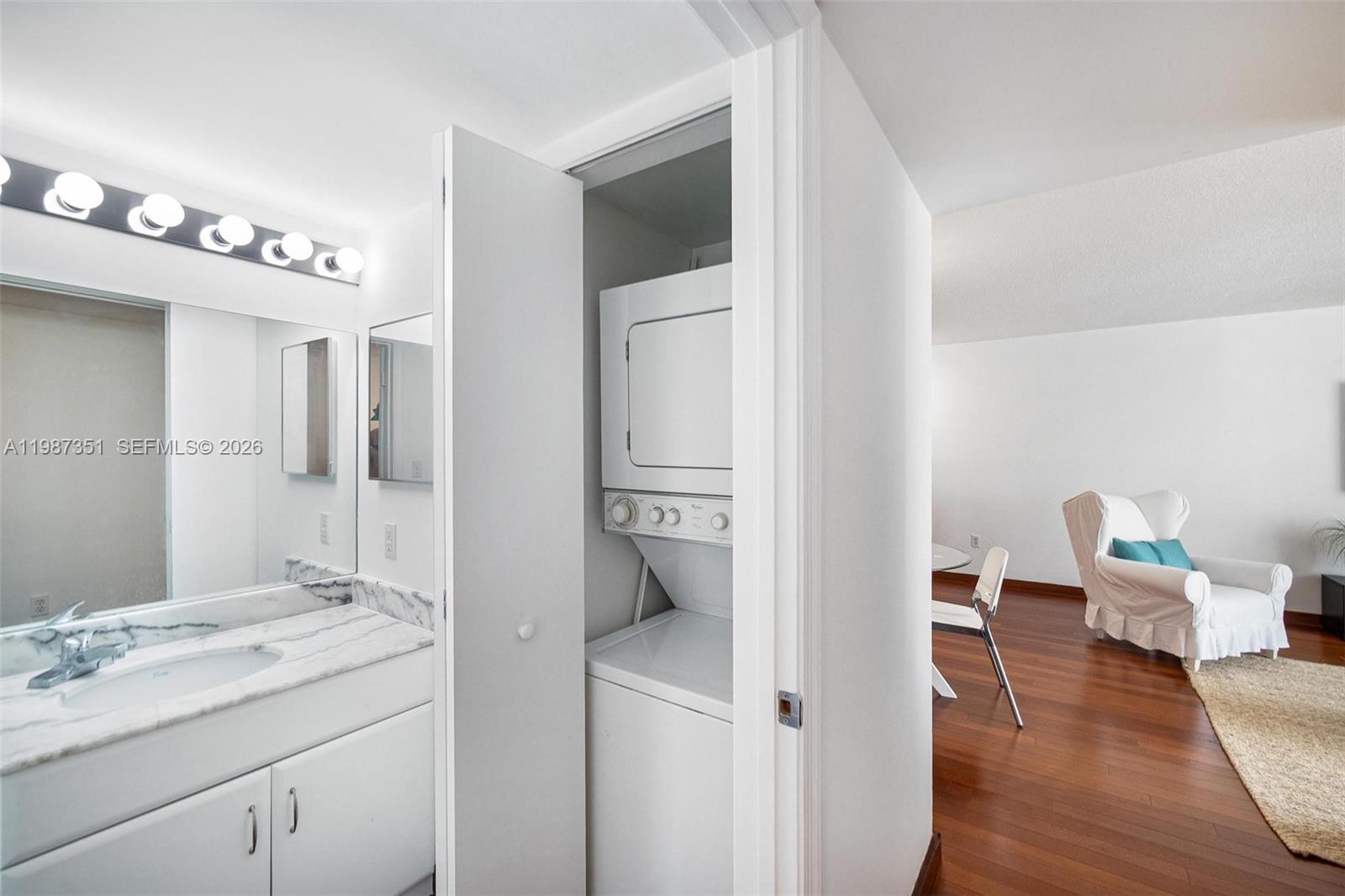 1200 Brickell Bay Dr 2824 Property Photo 25