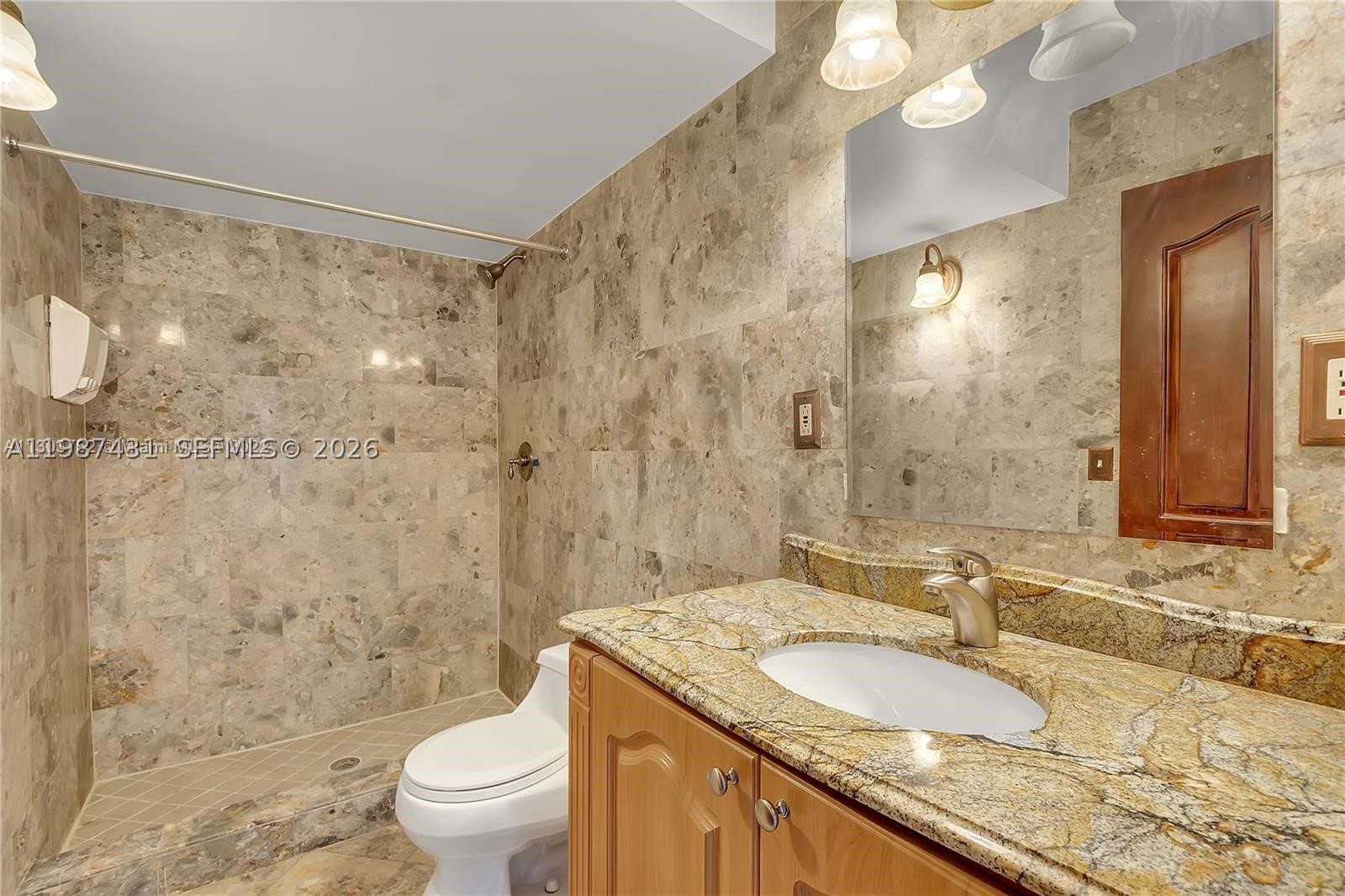 6580 W 27th Ct 58-12 Property Photo 7