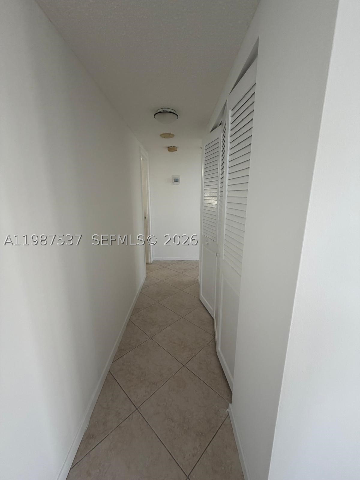 300 Bayview Dr 915 Property Photo 10