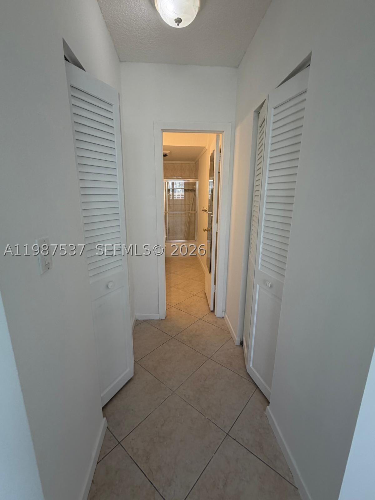 300 Bayview Dr 915 Property Photo 34